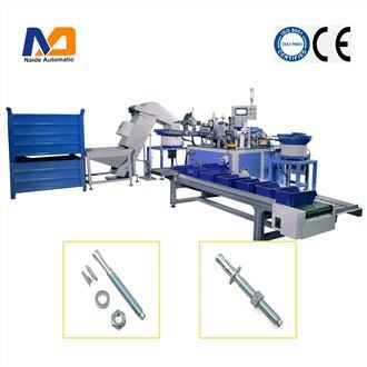 너트 볼트 조립 기계